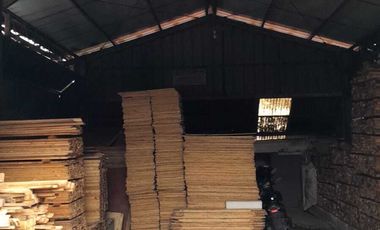 Gudang tanah besar sultan agung Deket harapan indah Sumarecon kranji