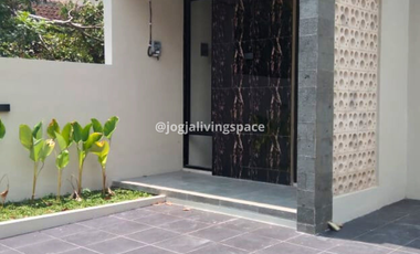 A162 - Rumah Baru Minimalis Modern di Wedomertani