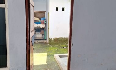 Rumah Siap Huni ex. kantor di Mojopurno dekat jalan raya dungus