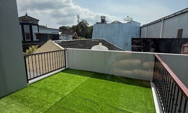 Dijual rumah istimewa di Wahid Nanggulan Salatiga