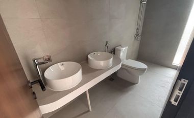 Rumah Baru di Jakarta Barat Dekat TOLL lalu Rumah Sakit juga Pasar