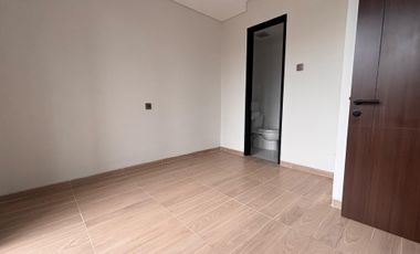 Rumah Baru di Jakarta Barat Dekat TOLL lalu Rumah Sakit juga Pasar