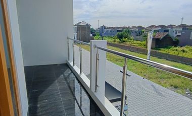 rumah siap huni 2 lantai gentan solo cluster lingkungan jadi