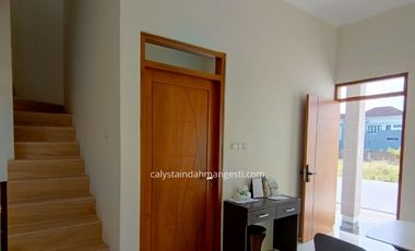 rumah siap huni 2 lantai gentan solo cluster lingkungan jadi