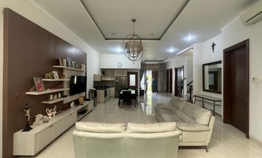 Rumah KOKOH, Tinggi murah deket Mall, bebas banjir  Di Tomang Jakarta Barat