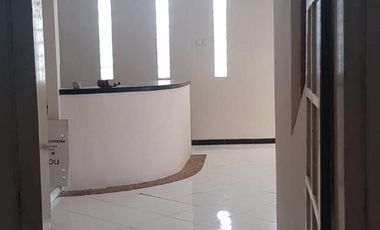 Villa Modern 2 Lantai Di Daerah Ngaglik, Batu, Malang(OLX386)