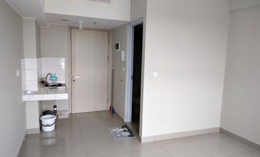 Apartemen Baru Dijual Tower Elodea The Springlake Kolam Renang