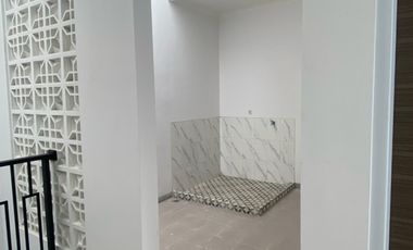 DIJUAL RUMAH KOST  PREMIUM STRATEGIS DEKAT KAMPUS TENGAH KOTA  KAMPUS UB POLINEMA WIDAYAGAMA ABM