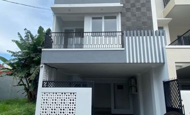 DIJUAL RUMAH KOST  PREMIUM STRATEGIS DEKAT KAMPUS TENGAH KOTA  KAMPUS UB POLINEMA WIDAYAGAMA ABM