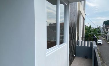 DIJUAL RUMAH KOST  PREMIUM STRATEGIS DEKAT KAMPUS TENGAH KOTA  KAMPUS UB POLINEMA WIDAYAGAMA ABM