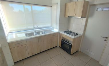 CASA 3D3B EN CONDOMINIO JOSE MARTINIANO, CHILLAN VIEJO