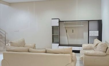 DIJUAL CEPAT MURAH RUMAH TAMAN DIPONOGORO LIPPO KARAWACI TANGERANG