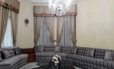 Raya Dharmahusada Rumah Bagus & Mewah Split level 3 lantai Sangat ter