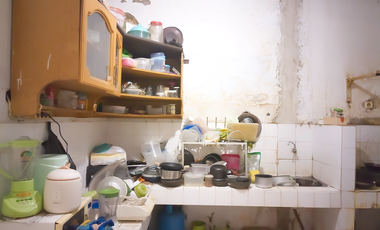 Dijual murah, nego sampai jadi, rumah tua di Villa Melati Mas, Serpong