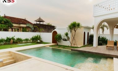 Dijual Villa Brand New dengan Design Classic View Laut & Sawah