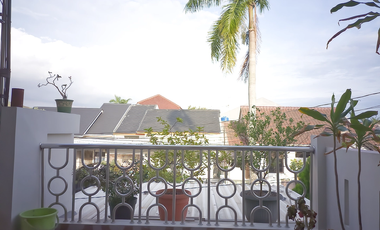 Dijual murah rumah tinggal terawat di Villa Melati Mas, Serpong