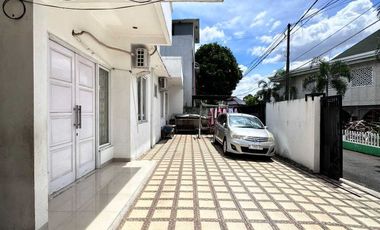 HOT SALE! Rumah 2 LT Terawat Siap Huni di Keb Lama Jaksel -14548