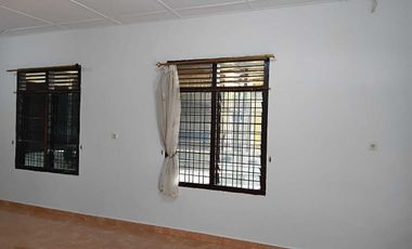 Rumah Luas 4 Kamar di Sekip Sei Agul disewakan