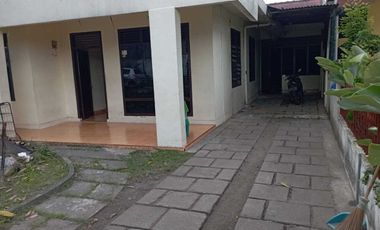 Rumah Luas 4 Kamar di Sekip Sei Agul disewakan