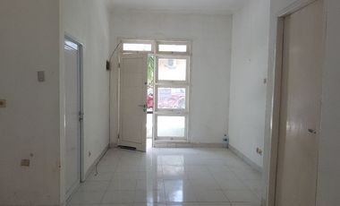 Rumah Strategis LT 132 dekat Cibubur Plaza Dibantu KPR J-31307