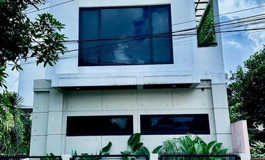 Rumah Scandinavian Semi Furnished dekat Kampus Stipram Yogyakarta