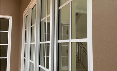 Rumah 2 Lt di Paramount Village, Cluster Kelud, Manyaran, Semarang Brt