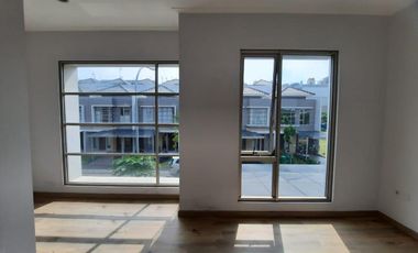 Disewakan Rumah Golf Island Pantai indah Kapuk PIK Kosongan