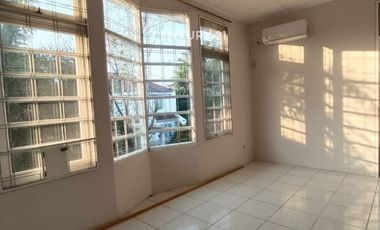 Rumah 2 Lantai Hook Di Bintaro Jaya Sektor  8  / 9034