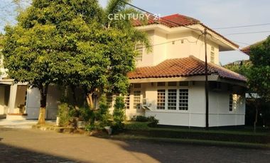 Rumah 2 Lantai Hook Di Bintaro Jaya Sektor  8  / 9034