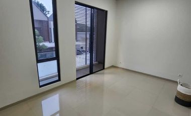 Sewa Rumah Melia Hyra 3KT Graha Raya Bintaro dekat Transmart