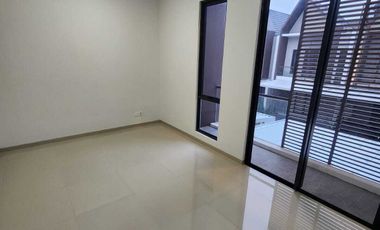 Sewa Rumah Melia Hyra 3KT Graha Raya Bintaro dekat Transmart
