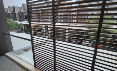 Sewa Rumah Melia Hyra 3KT Graha Raya Bintaro dekat Transmart