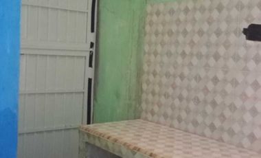 Rumah di Dekat Pujasera Jiwan