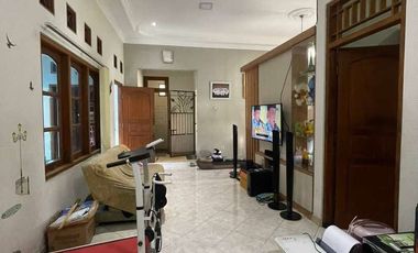 Istimewa Rumah SHM Full Furnished dlm Perumahan dekat Kampus Instiper