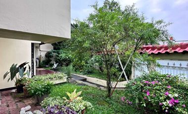 Rumah Hook 2 Lt di Area Premium Jakarta Selatan Siap Huni -14549