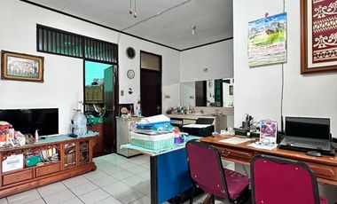 Rumah Hook 2 Lt di Area Premium Jakarta Selatan Siap Huni -14549