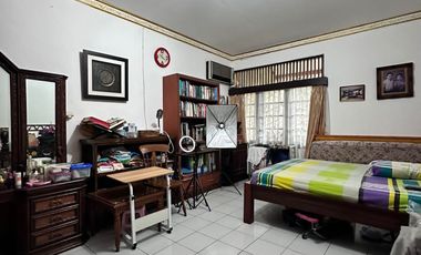 Rumah Hook 2 Lt di Area Premium Jakarta Selatan Siap Huni -14549