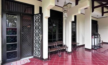 Rumah Hook 2 Lt di Area Premium Jakarta Selatan Siap Huni -14549