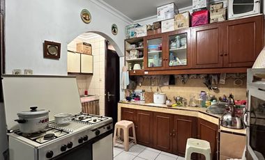 Rumah Hook 2 Lt di Area Premium Jakarta Selatan Siap Huni -14549