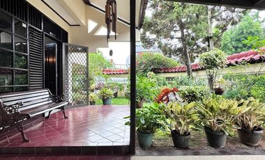 Rumah Hook 2 Lt di Area Premium Jakarta Selatan Siap Huni -14549