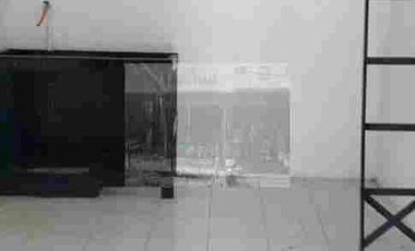 Disewakan kios murah PGC Cililitan (seberangnya), strategis Jakarta Timur