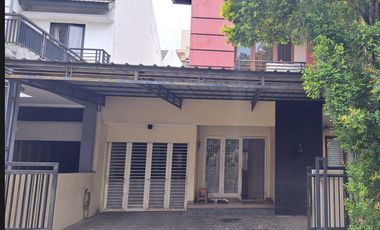 Di Jual Murah Rumah 10x20 2 lantai BSD