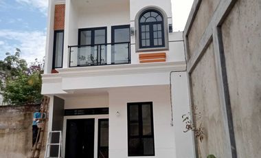 Rumah Cluster Harga Masih Promo Gratis Biaya di Limo Depok