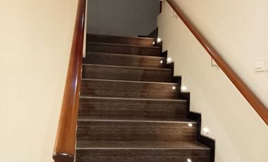 Sewa Rumah Pakuwon Indah Surabaya Bisa Full Furnished