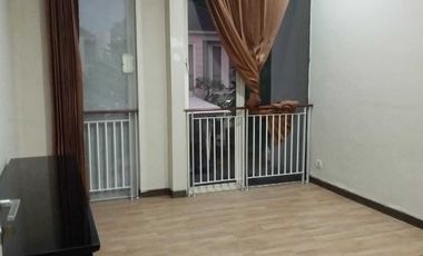 Sewa Rumah Pakuwon Indah Surabaya Bisa Full Furnished