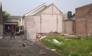 Dijual Rumah di Wage aloha