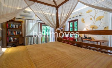 Cantik Villa Dua Kamar Tidur Di Tepi Pantai Sanur