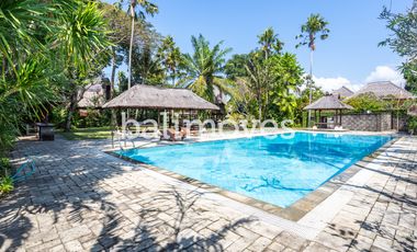 Cantik Villa Dua Kamar Tidur Di Tepi Pantai Sanur