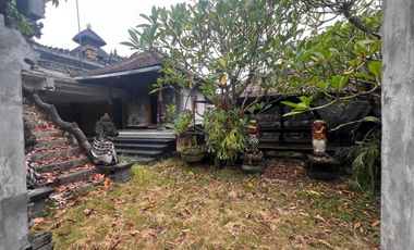 Villa di Sindu Cakranegara kota Mataram