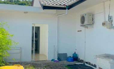 Villa dengan kolam renang pribadi di green valley Senggigi